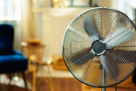 4 vị trí đặt quạt giúp tiết kiệm điện, phòng mát nhanh hơn