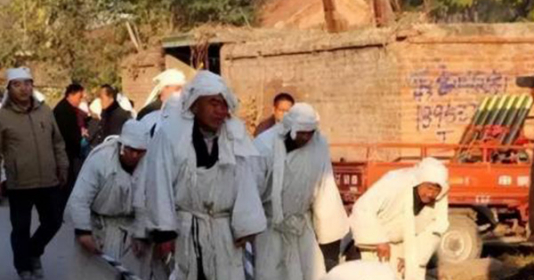 Tuyệt đối không để lại 4 di vật này cho con cháu